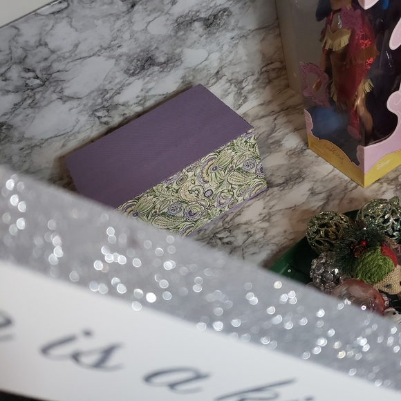 Every snowflake is a kiss from heaven wooden glitter sign - Picture 11 of 11